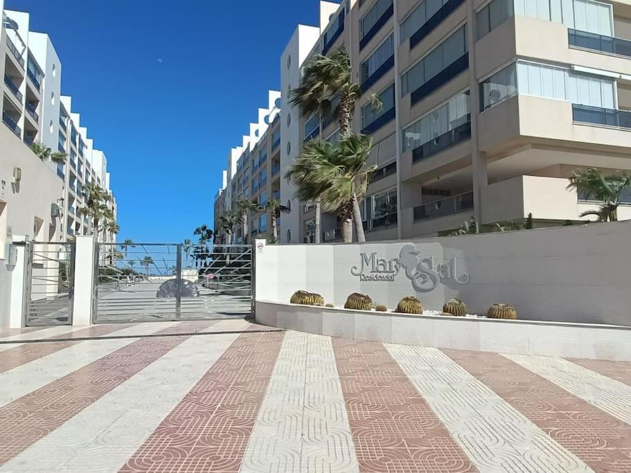 Mar Y Sal 12 Suites, Gran Terraza Con Vistas Al Mar, 2 Hab, Garaje Y Piscina Roquetas de Mar Eksteriør billede